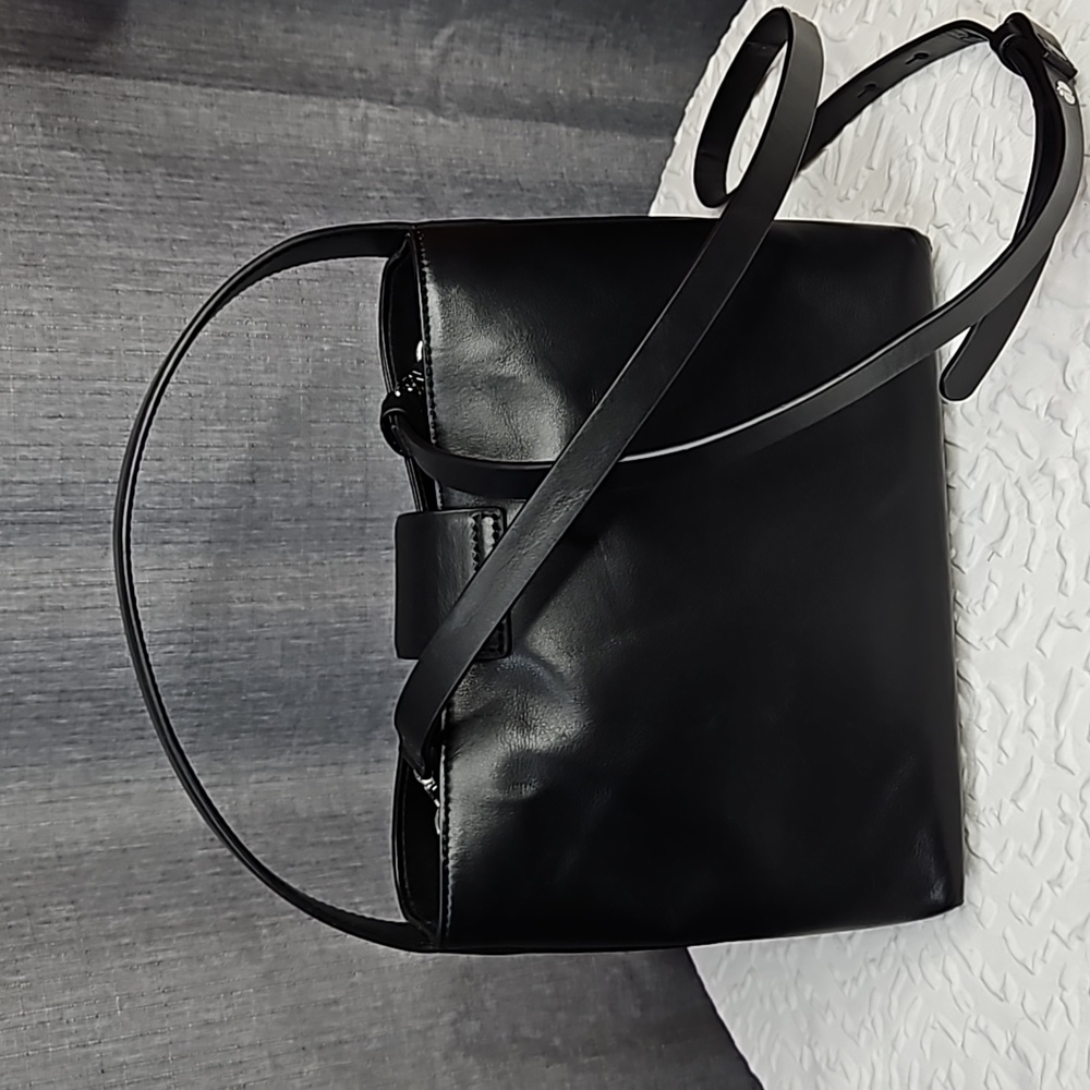 & Other Stories Black leather bag - Picture 2 of 8